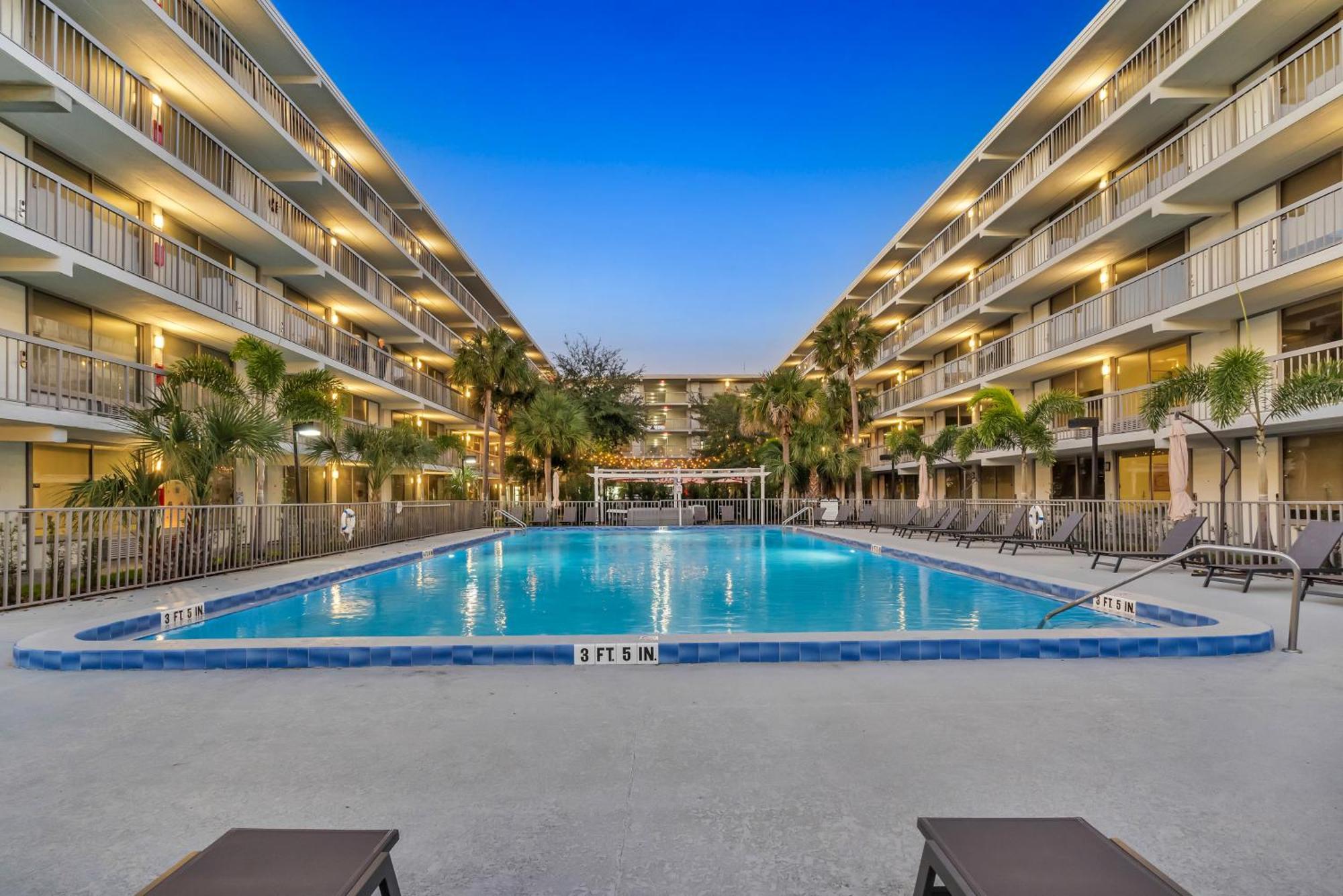 Hotel The Irlo Kissimmee Esterno foto